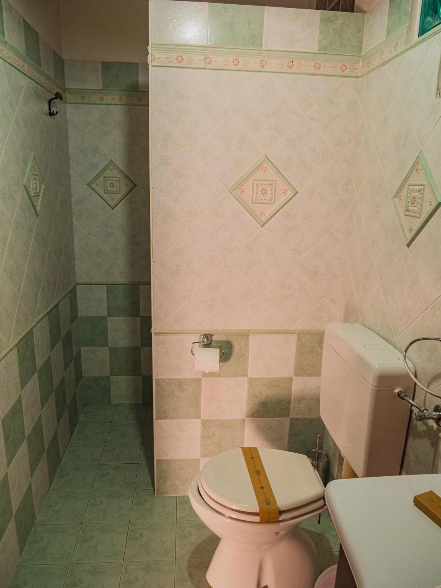 Triple Room with Private External Bathroom